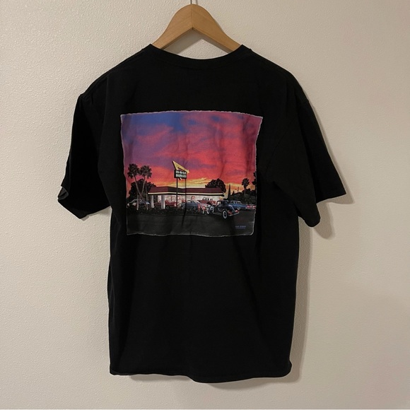 In-N-Out 2020 California Black Graphic Crew Short Sleeve Tee. Size Large - Picture 3 of 7